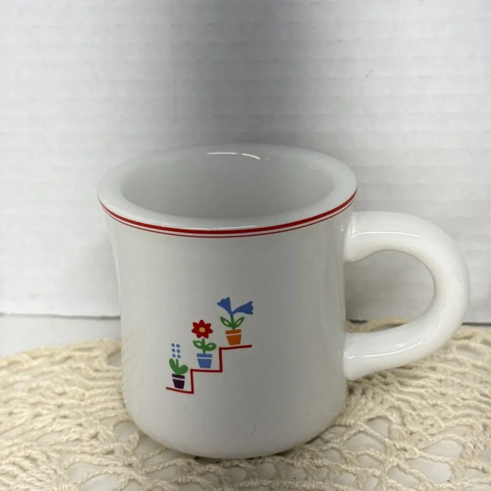 American Girl Pleasant Company Molly Hot Chocolate Mug 3” 2002 Retired